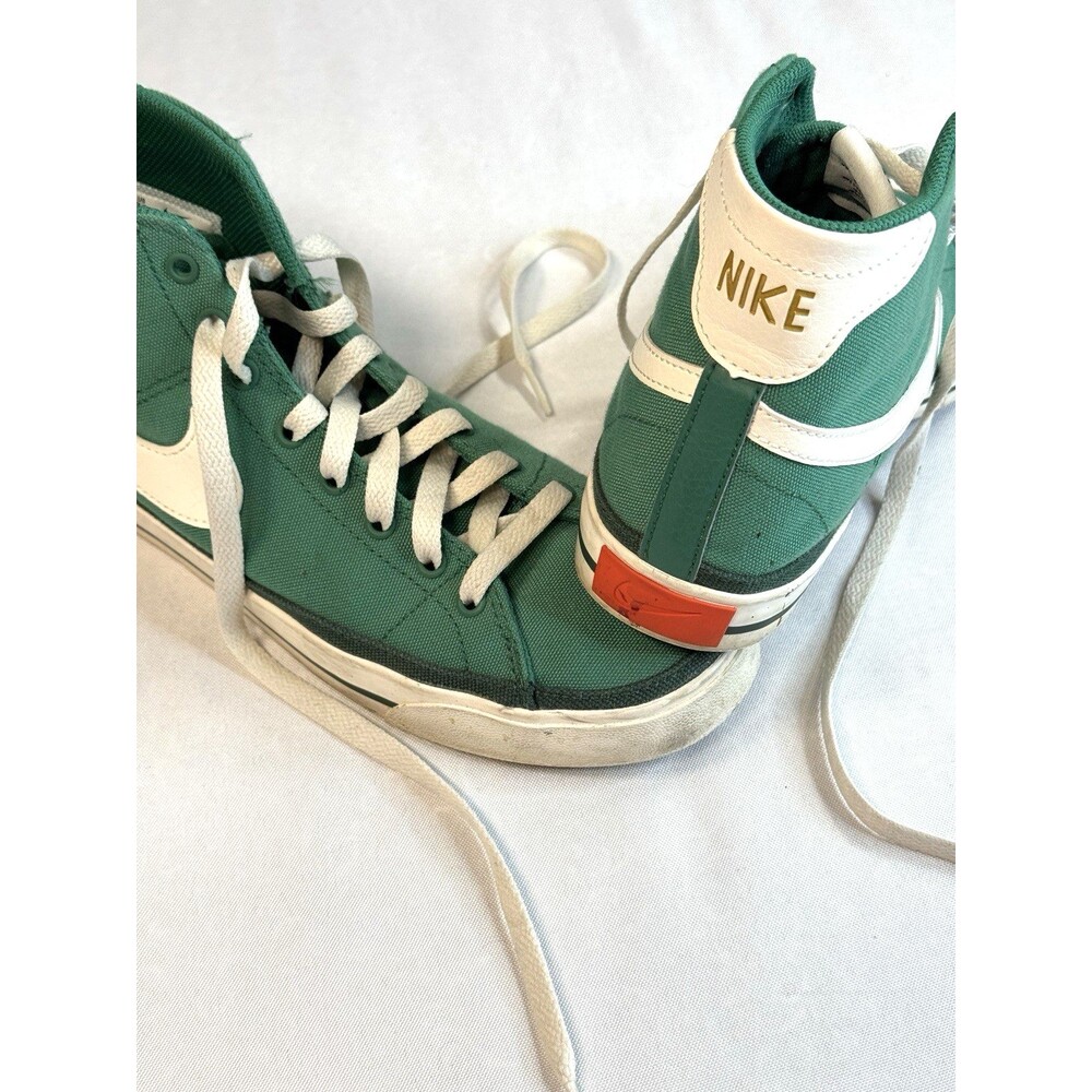 Size 7.5 Men (9 Womens) - Nike Court Legacy Canvas Mid Green DM3363-300 Retro